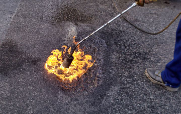 Thorpe Mandeville flat roofing repairs